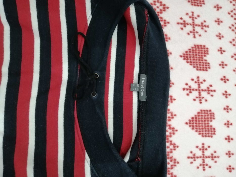 Bluza Street One, in dungi, cu umerii goi