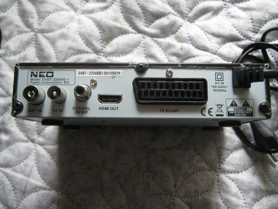 Продавам цифров декодер NEO DVBT-2200
