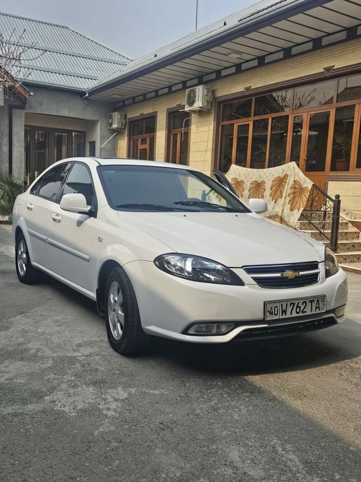 Jentira aftamat yil2020 kraska krelo orqa kapot dexqonda 1 qo'l mingan