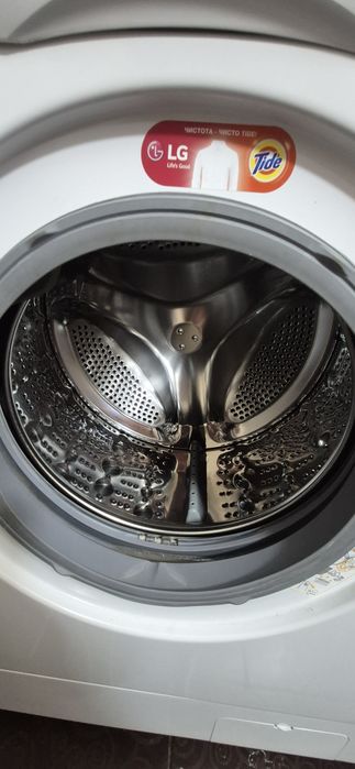 Продам стиральную машинку LG