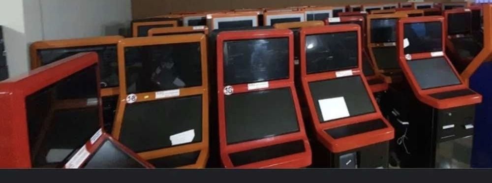 Terminal de plată facturi /pariuri sportive/info chiosc–ecran 22"