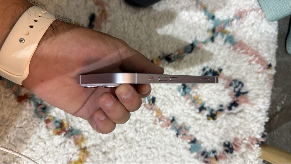 Apple iPhone 14