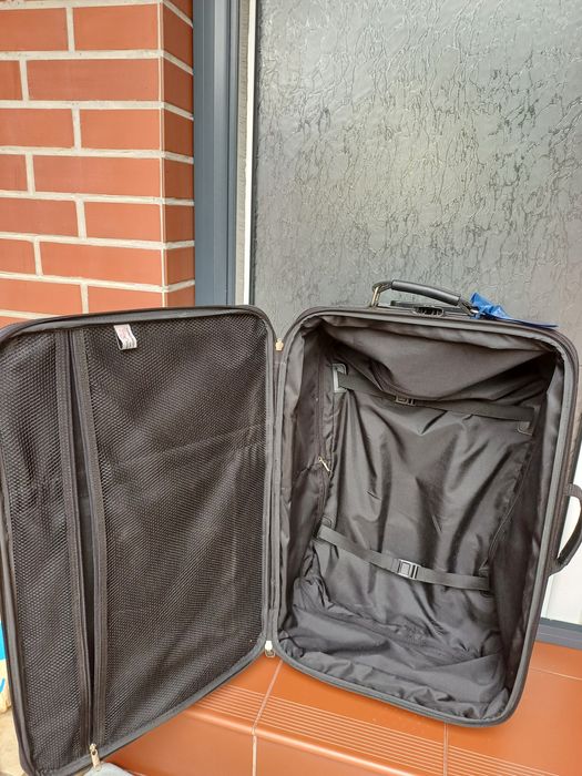 Куфар  за багаж почти нов