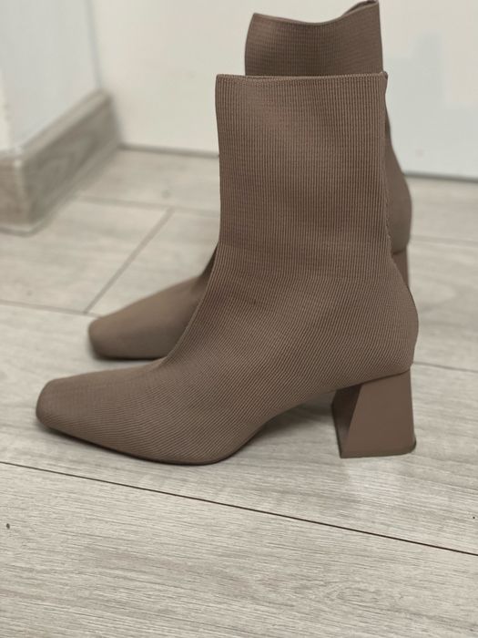Botine zara tip soseata