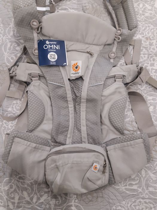 Ergobaby OMNI Breeze