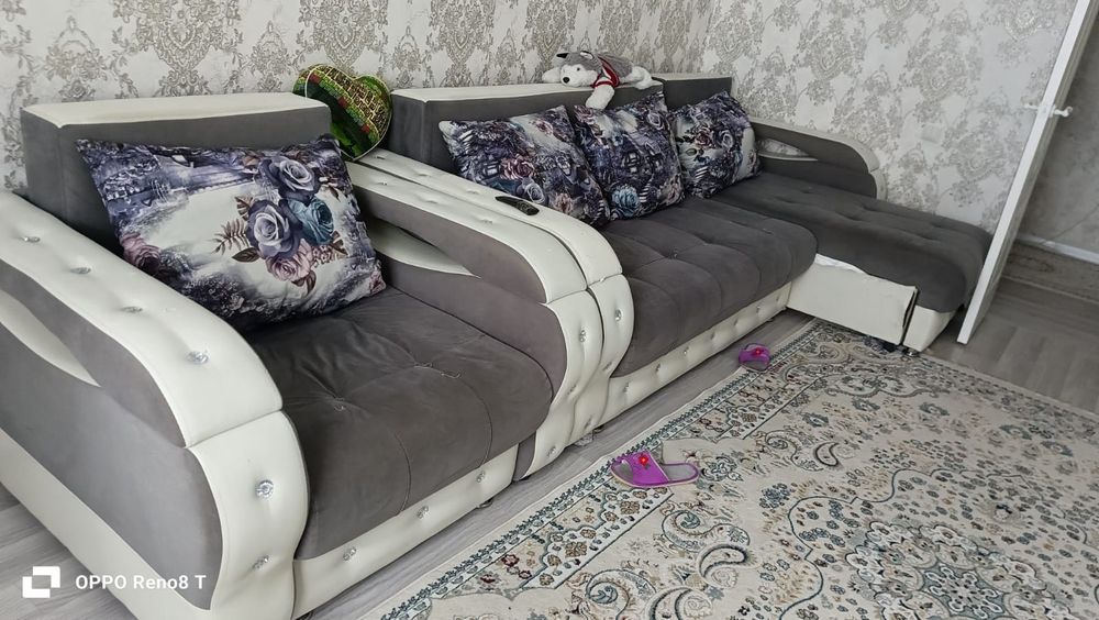 Продам диван с креслом