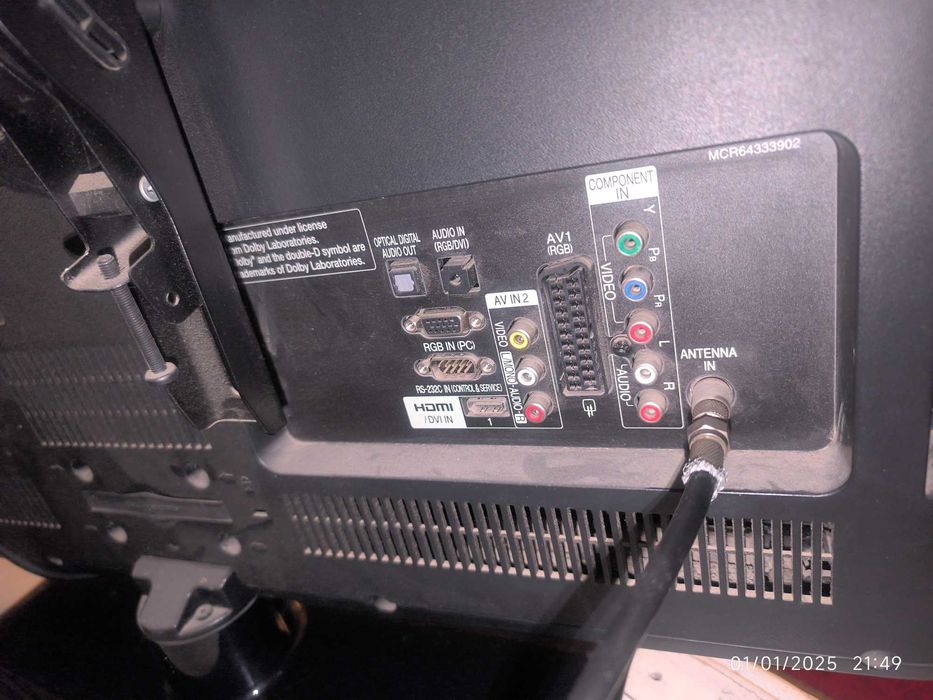 Продам телевизор LG 32LK330 оригинал корейский 2011 года выпуска