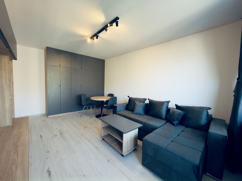 Apartament cu 2 camere nou in Tractorul ,et 10/ 10 cu loc de parcare