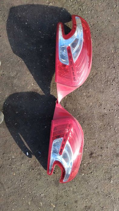 Stop stanga/dreapta Peugeot 208 an 2014