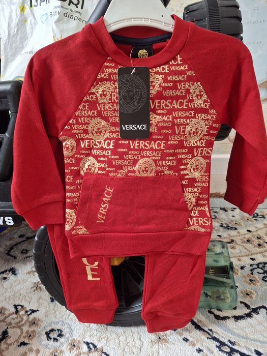 Костюм 1 лет . Новый