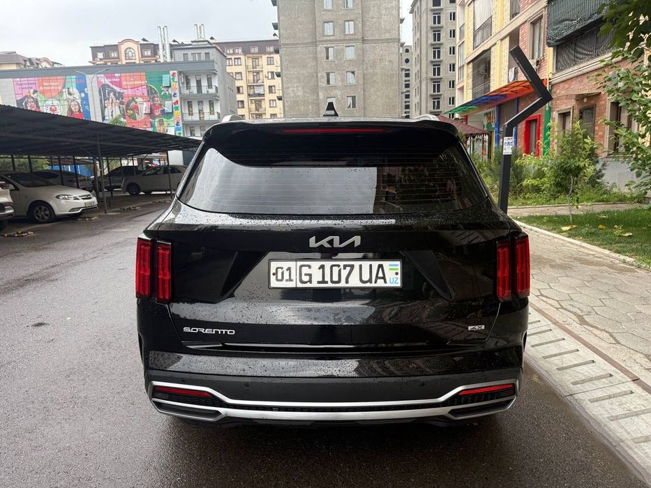 Kia Sorento сотилади