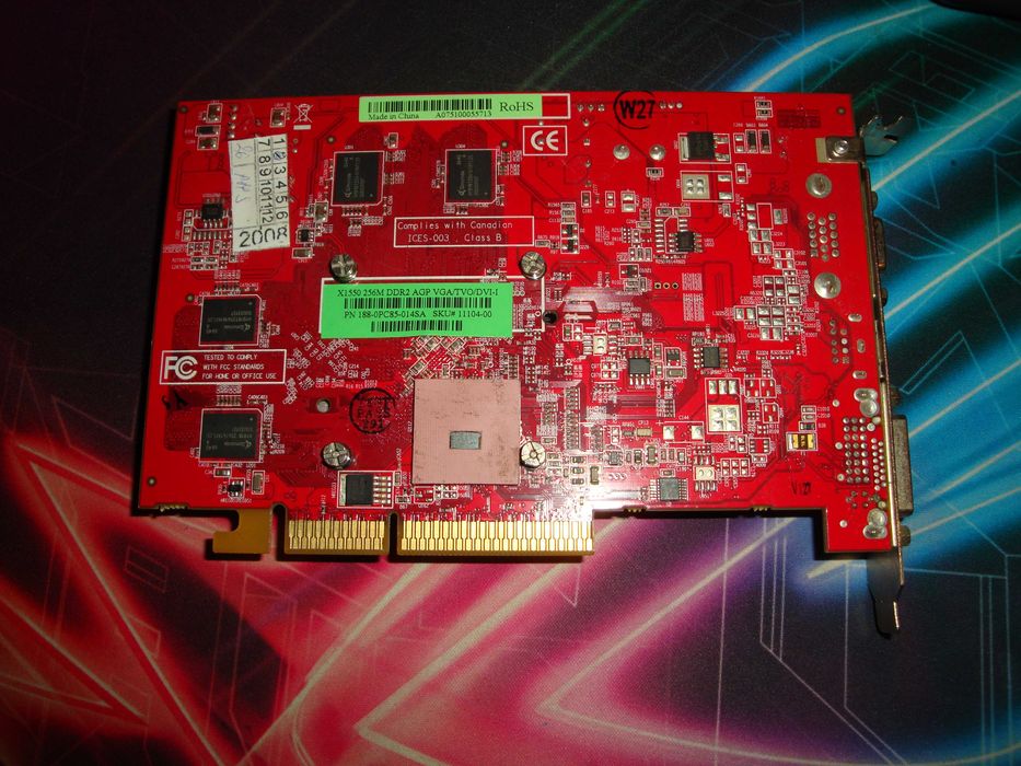 Placa video Sapphire Ati Radeon X1550 256MB DDR2 AGP 8X - de colectie