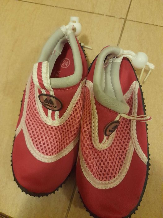 Incaltaminte protectie inot marimea 24