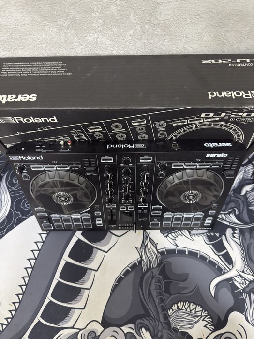 Продам DJ Контроллер Roland DJ-202