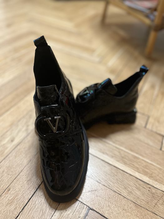 Дамски лачени мокасини, НОВИ,  Gold Deer, размер 39