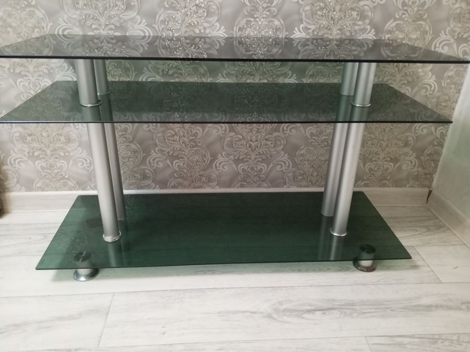 Подставка под телевизор стеклянная