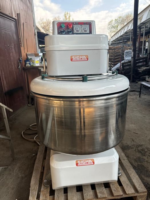 Тестомес спиральный для пекарни   Sigma Smy 160