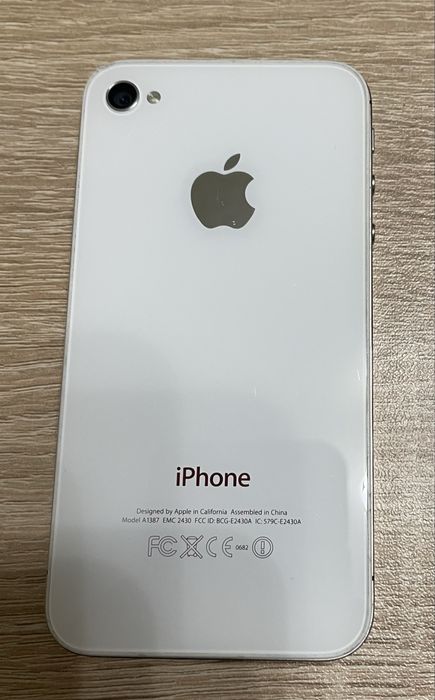 iPhone 4s - iOS 7.0.4