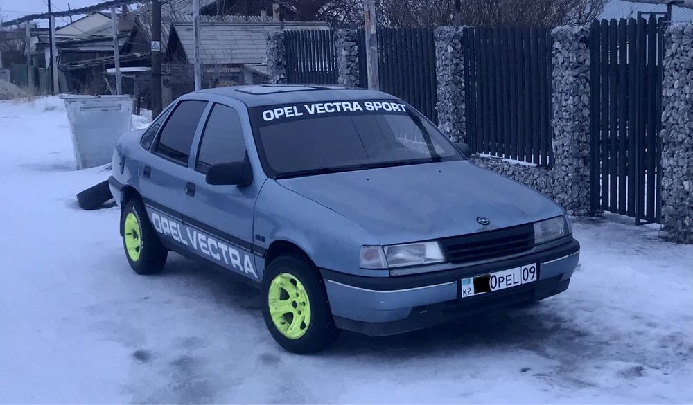 Opel Vectra A 1989