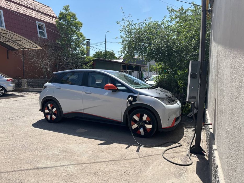 Зарядная станция для электромобиля 22 квт Быстрая dc зарядка gbt byd