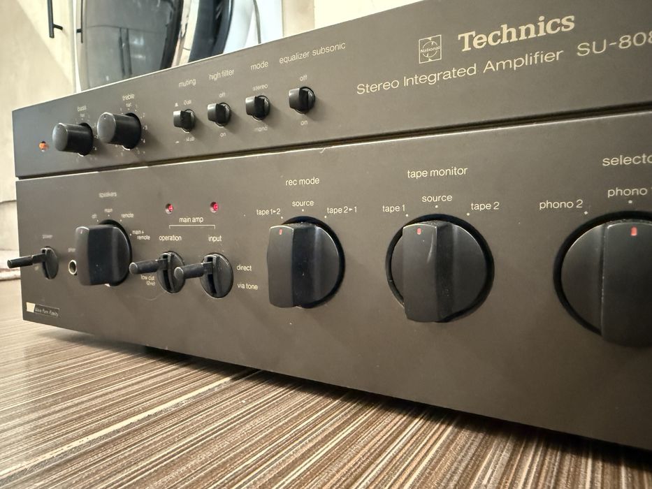 Technics SU-8080 Качествен стерео усилвател