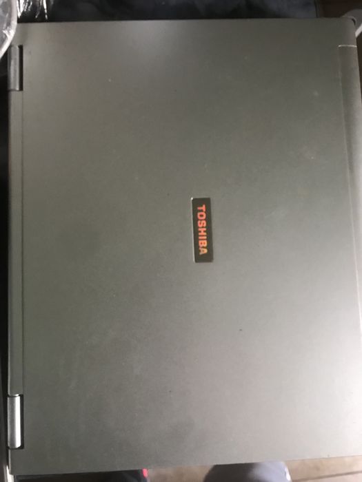 Laptop toschiba pt colectie