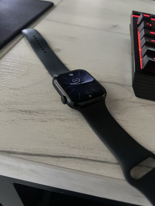 Apple Watch 8 45mm 94% емкость
