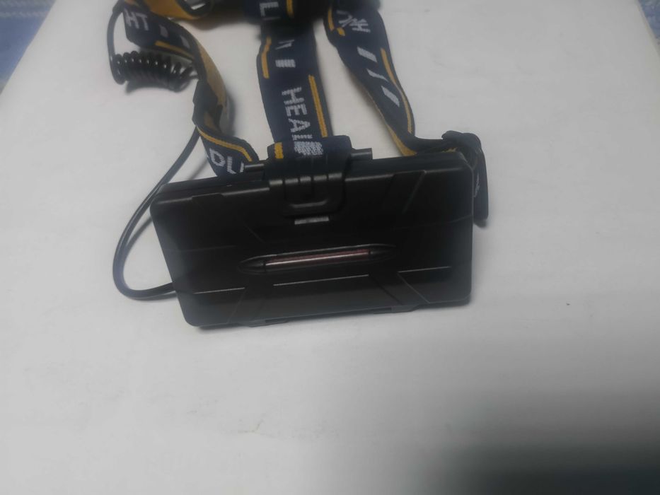 Lanterna de cap cu 4 + 2 led