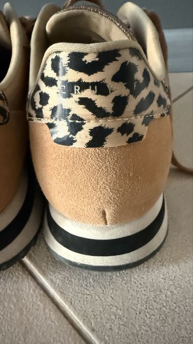 Маратонки Adidas, Lacoste , Cruyff бежави, черни сандали