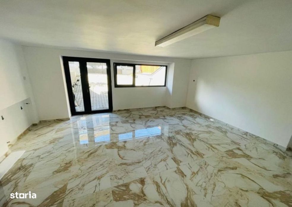 Spatiu comercial | birouri de inchiriat | Zona Platinia