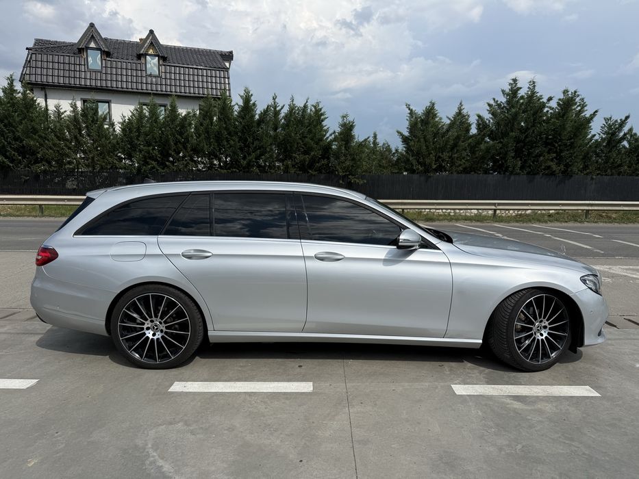MERCEDES-BENZ E-Class 2020 — imagine 4