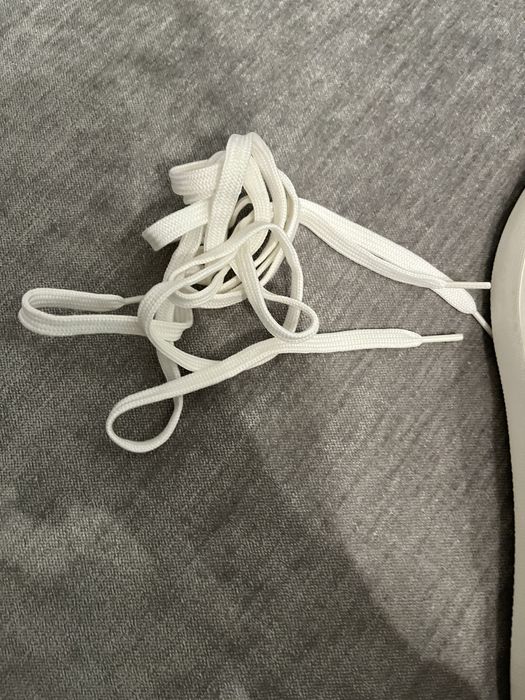 Pantofi bigotti din piele