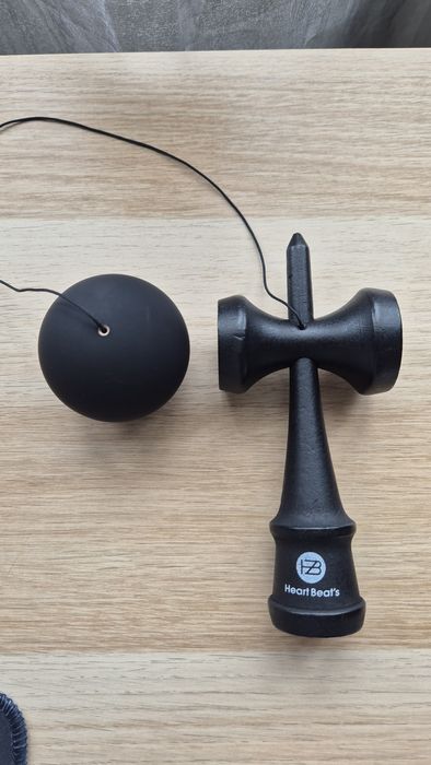 Kendama profesională Heart Beat's - stare bună/putin folosita