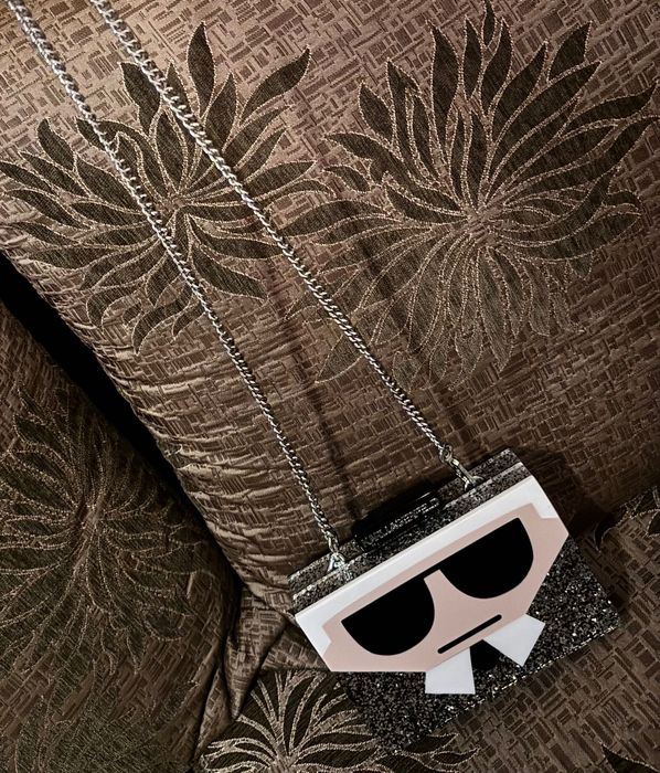 Луксозна коктейлна чантичка  KARL LAGERFELD Limited Edition Оriginal !
