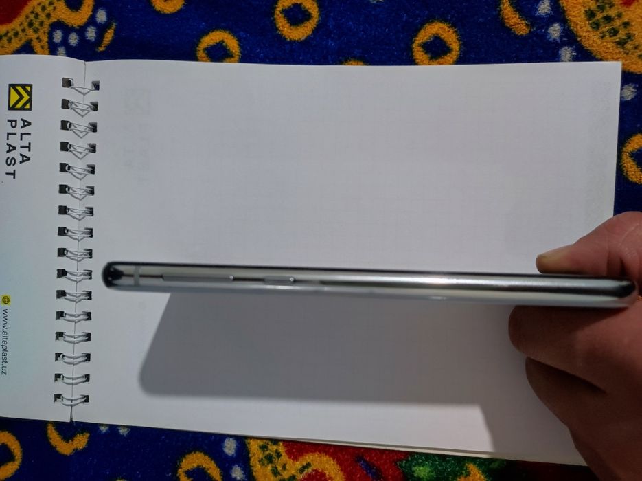 Samsung s10e 6/128gb