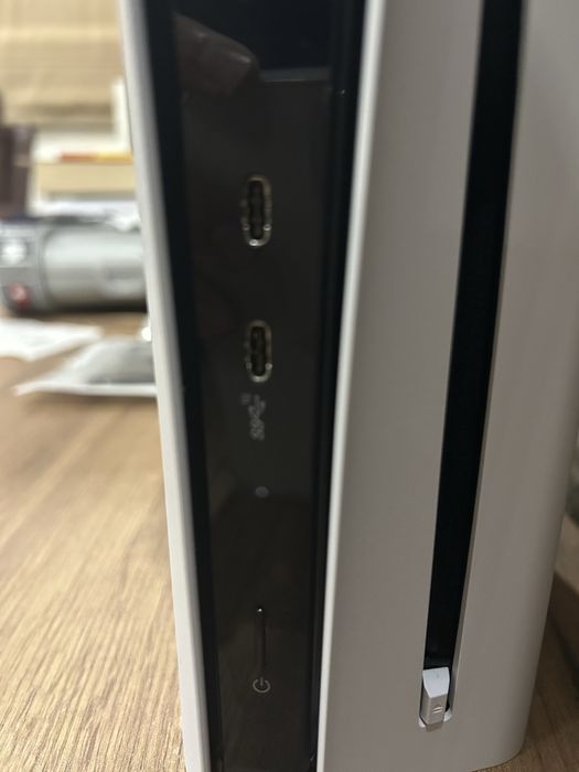 Play Station 5/PS5 Slim Disc Edition 1TB със 2 години гаранция