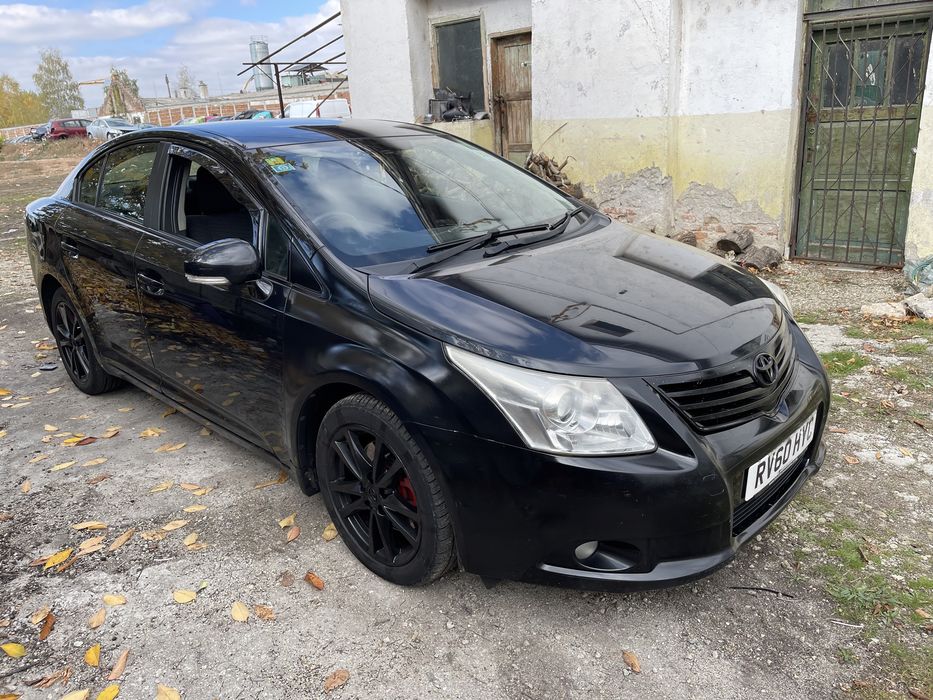 Фарове стопове фар стоп врата Тойота Авенсис Toyota Avensis T27 2010