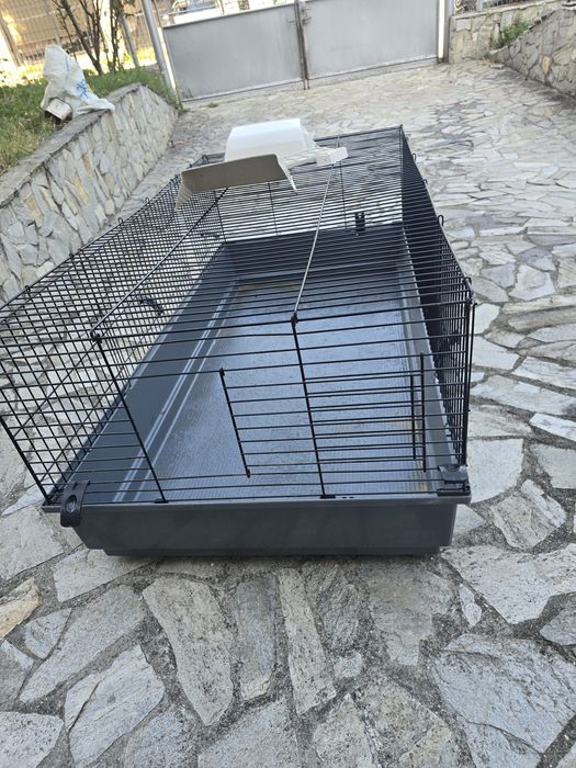 Голяма клетка за зайци, малки кученца, морски свинчета. Размер 140/70