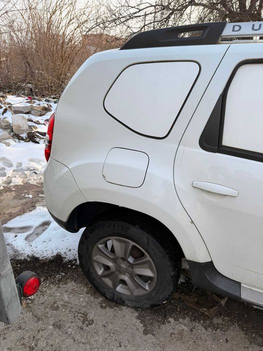 aripa dreapta dacia duster