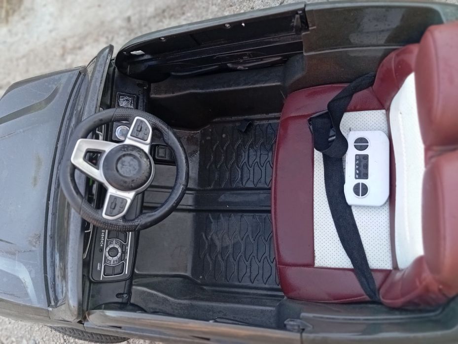 Продам электромобиль