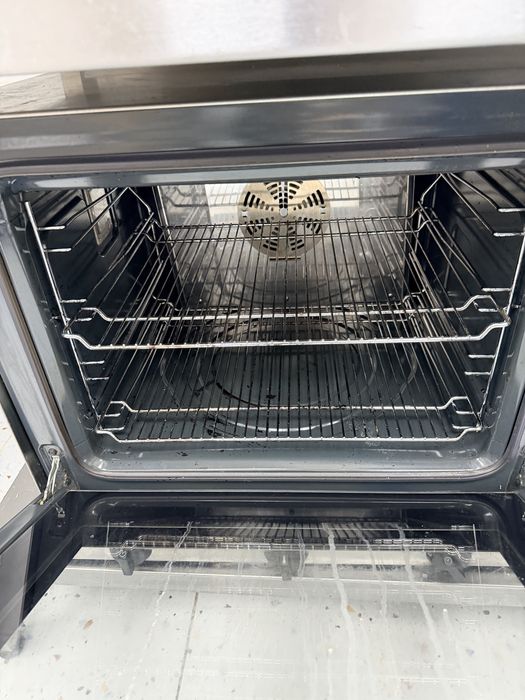 Продам печку Smeg