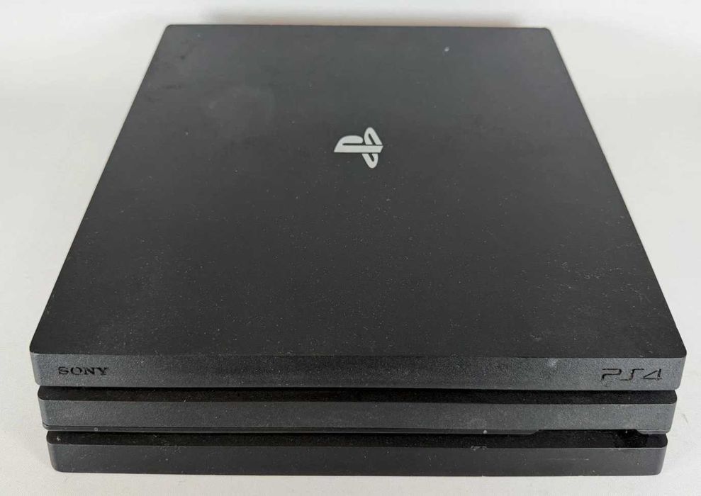 SONY PLAYSTATION 4 PS4 1TB PRO конзола за игри