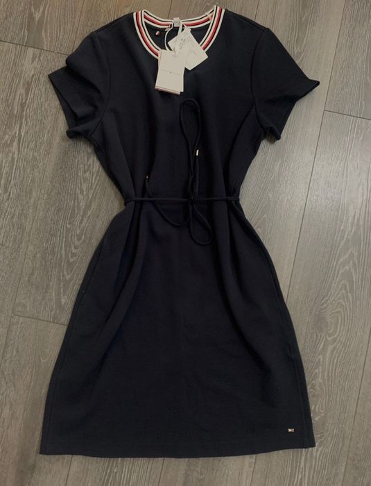 Tommy Hilfiger rochie nou