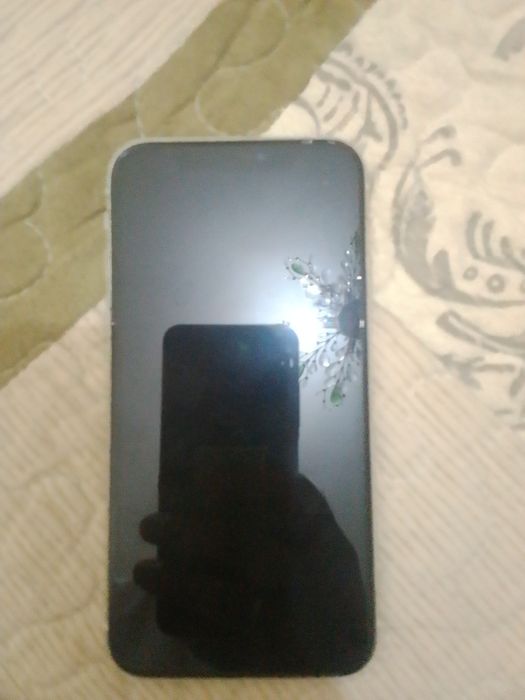 iPhone 11  продам