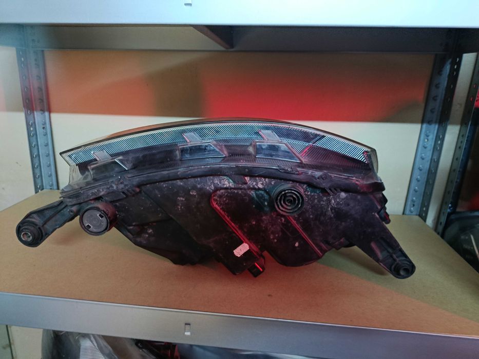 Far stânga Skoda rapid halogen original