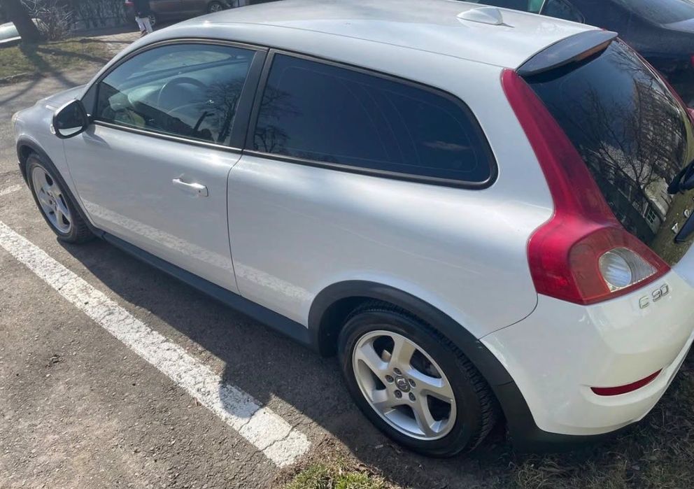 VOLVO C30 diesel