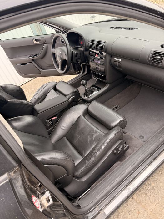 Dezmembrez audi s3 8L 2002 impecabil,fara rugina