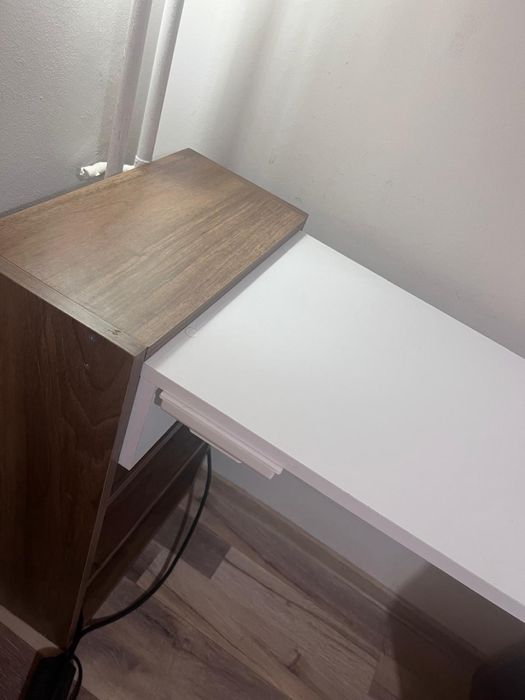 Vand birou modern alb si maro