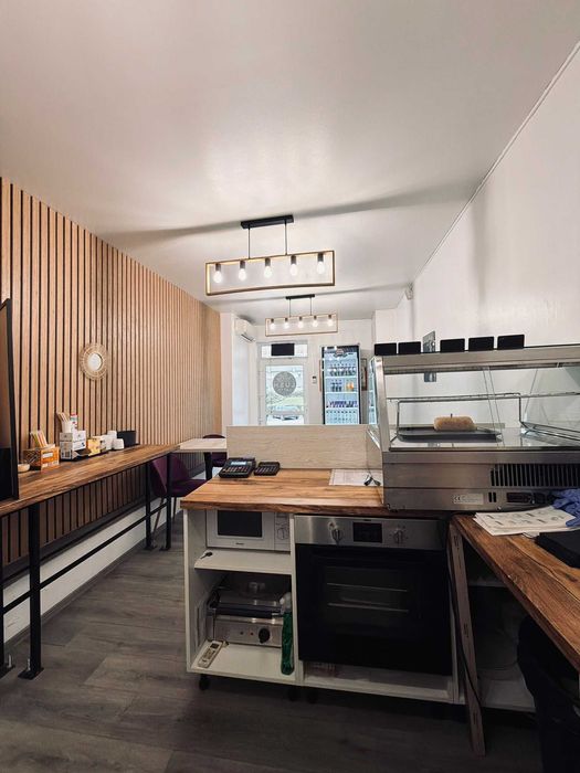 De vanzare cafenea complet utilata