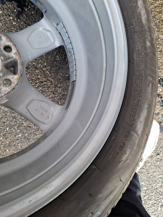 Зимни гуми bridgestone 205 55 16 с лети  джанти